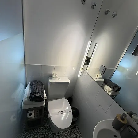 Cool Guest House-3